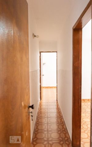 Casa à venda com 250m², 4 quartos e 2 vagasCasa 1 - Corredor