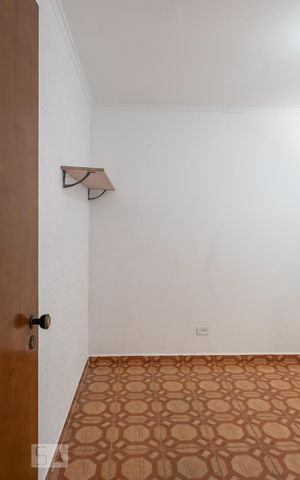 Casa à venda com 250m², 4 quartos e 2 vagasCasa 1 - Quarto 1