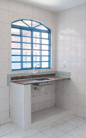 Casa à venda com 250m², 4 quartos e 2 vagasCasa 2 - Cozinha