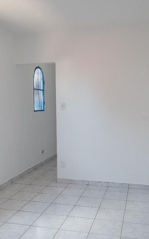 Casa à venda com 250m², 4 quartos e 2 vagasCasa 2 - Sala