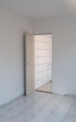 Casa à venda com 250m², 4 quartos e 2 vagasCasa 2 - Sala