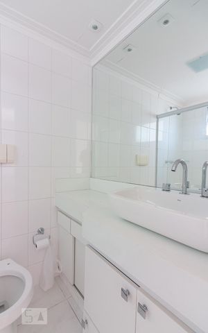 Apartamento à venda com 80m², 2 quartos e 2 vagasBanheiro