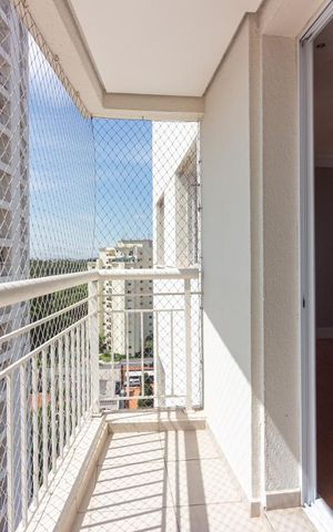 Apartamento à venda com 80m², 2 quartos e 2 vagasVaranda