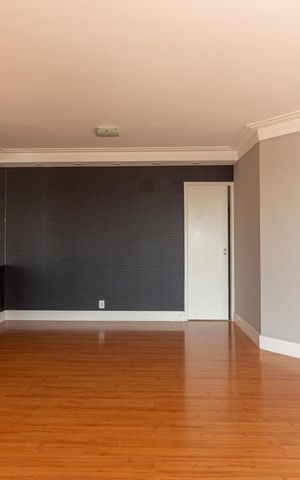 Apartamento à venda com 80m², 2 quartos e 2 vagasSala