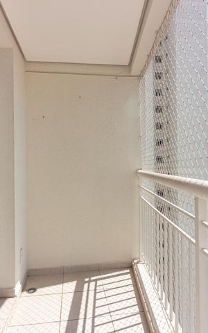 Apartamento à venda com 80m², 2 quartos e 2 vagasVaranda
