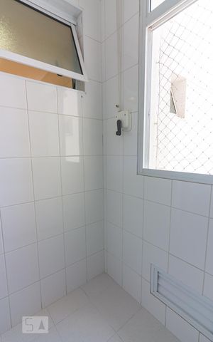 Apartamento à venda com 80m², 2 quartos e 2 vagasÁrea de serviço