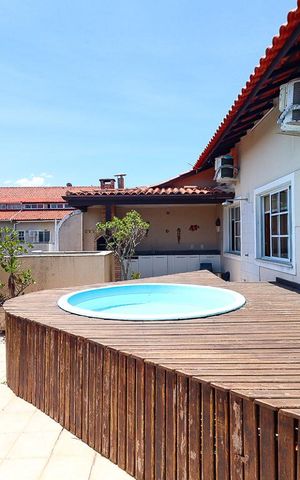 Apartamento à venda com 420m², 5 quartos e 2 vagas Apartamento à venda com 420m², 5 quartos e 2 vagasPiscina