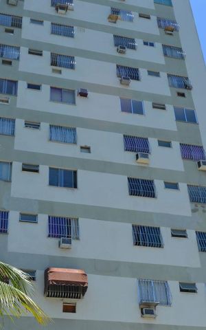 Apartamento à venda com 98m², 2 quartos e 1 vagaFachada do bloco