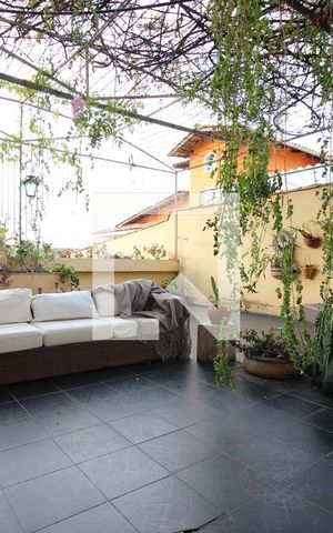 Casa para alugar com 850m², 5 quartos e 4 vagasÁrea externa
