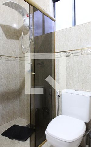 Casa para alugar com 850m², 5 quartos e 4 vagasBanheiro da Suíte Master