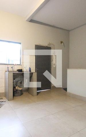 Casa para alugar com 850m², 5 quartos e 4 vagasÁrea de Serviço