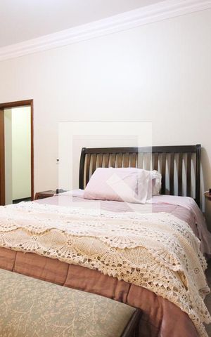 Casa para alugar com 850m², 5 quartos e 4 vagasSuíte Master
