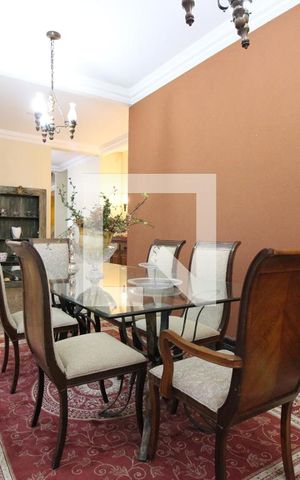 Casa para alugar com 850m², 5 quartos e 4 vagasSala