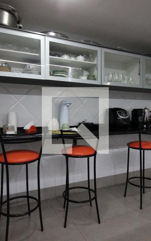 Casa para alugar com 850m², 5 quartos e 4 vagasCozinha