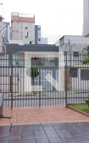 Apartamento para alugar com 80m², 2 quartos e 1 vaga Apartamento para alugar com 80m², 2 quartos e 1 vagaGaragem de Visita