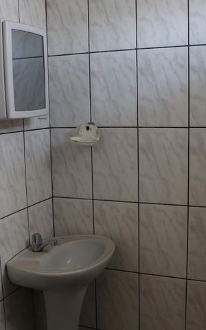 Casa para alugar com 30m², 1 quarto e sem vagaBanheiro