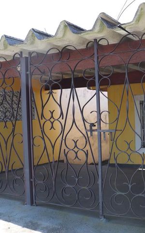 Casa para alugar com 30m², 1 quarto e sem vagaFachada 