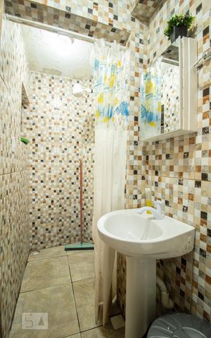 Apartamento à venda com 124m², 12 quartos e sem vaga Apartamento à venda com 124m², 12 quartos e sem vagaBanheiro 2