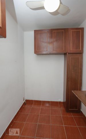 Apartamento à venda com 95m², 2 quartos e 1 vagaQuarto de Serviço