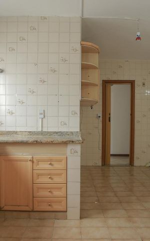Apartamento à venda com 95m², 2 quartos e 1 vagaCozinha