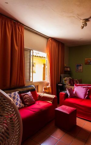 Casa à venda com 120m², 5 quartos e 2 vagasQuarto (casa 1)