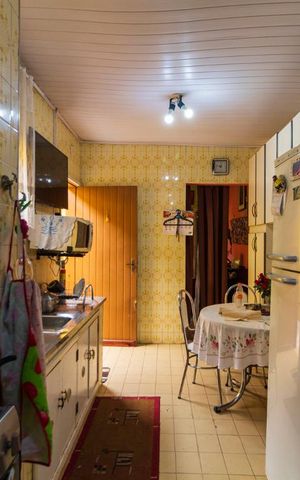 Casa à venda com 120m², 5 quartos e 2 vagasCozinha (casa 1)