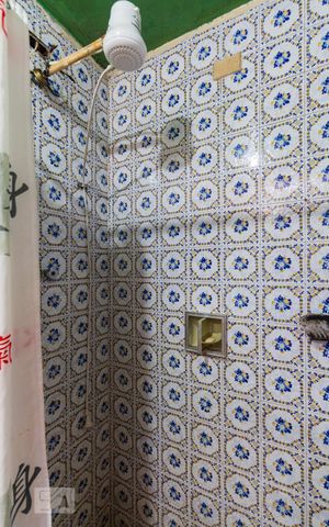 Casa à venda com 120m², 5 quartos e 2 vagasBanheiro (casa 1)