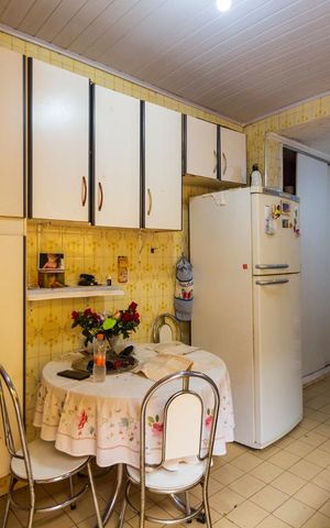 Casa à venda com 120m², 5 quartos e 2 vagasCozinha (casa 1)