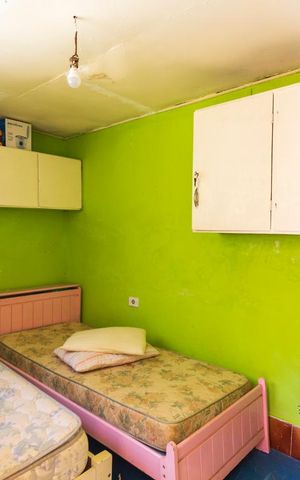 Casa à venda com 120m², 5 quartos e 2 vagasQuarto de Serviço
