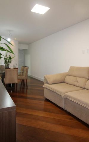 Apartamento à venda com 100m², 3 quartos e 1 vagaSala