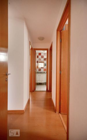 Apartamento para alugar com 88m², 3 quartos e 1 vagaCorredor