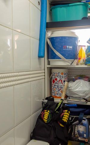 Apartamento à venda com 136m², 3 quartos e 2 vagas Apartamento à venda com 136m², 3 quartos e 2 vagasBanheiro de Serviço