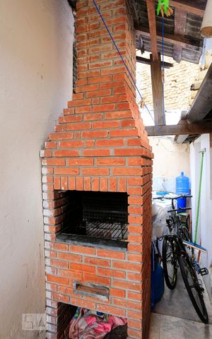 Casa à venda com 125m², 1 quarto e 2 vagasChurrasqueira no Quintal