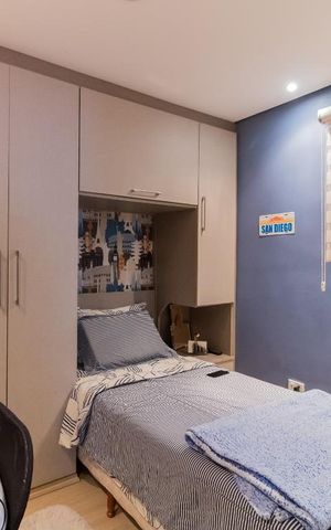 Casa à venda com 240m², 4 quartos e 3 vagas Casa à venda com 240m², 4 quartos e 3 vagasQuarto 1