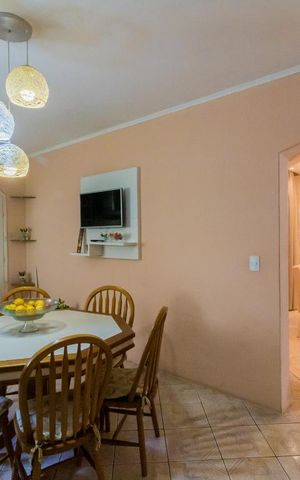 Casa à venda com 240m², 4 quartos e 3 vagas Casa à venda com 240m², 4 quartos e 3 vagasCozinha