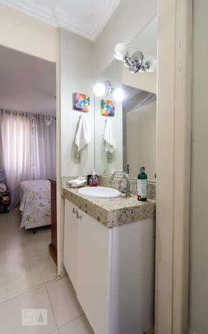 Apartamento à venda com 64m², 2 quartos e 1 vaga