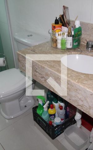 Apartamento à venda com 125m², 3 quartos e 1 vagaBanheiro do corredor