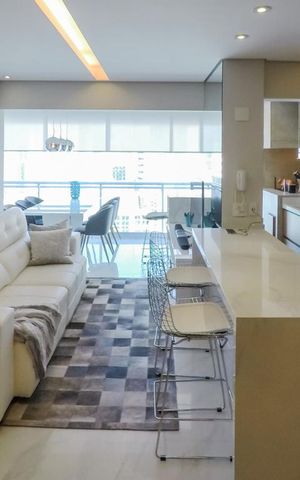Apartamento à venda com 74m², 2 quartos e 2 vagasSala