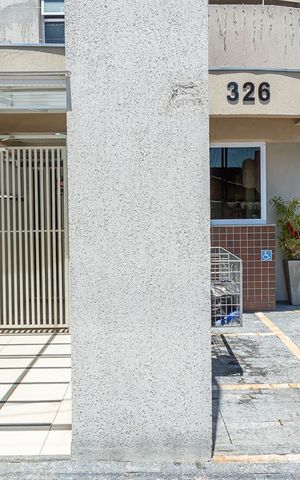 Apartamento à venda com 82m², 2 quartos e 2 vagas Apartamento à venda com 82m², 2 quartos e 2 vagasFachada e portaria