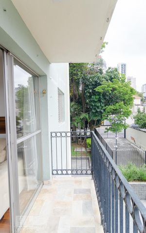 Apartamento à venda com 60m², 2 quartos e 1 vaga Apartamento à venda com 60m², 2 quartos e 1 vagaSacada