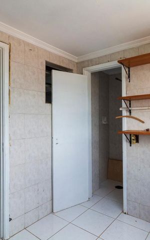 Apartamento à venda com 75m², 3 quartos e 1 vagaÁrea de Serviço