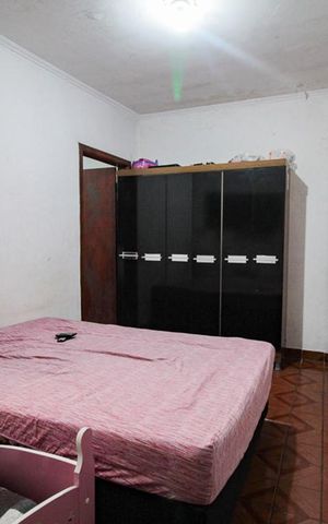 Casa à venda com 90m², 2 quartos e 2 vagas