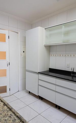 Apartamento à venda com 65m², 2 quartos e 1 vaga Apartamento à venda com 65m², 2 quartos e 1 vagaCozinha