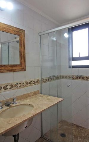 Apartamento para alugar com 82m², 2 quartos e 1 vagaBanheiro da Suíte