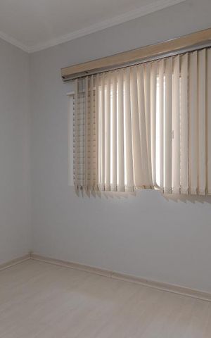Casa à venda com 320m², 4 quartos e 4 vagas Casa à venda com 320m², 4 quartos e 4 vagasQuarto