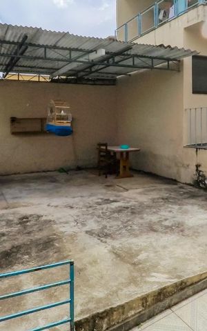 Casa à venda com 70m², 1 quarto e 1 vagaQuintal