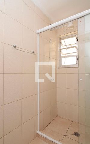 Apartamento para alugar com 62m², 2 quartos e sem vagaBanheiro