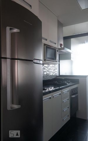Apartamento à venda com 60m², 2 quartos e 2 vagasCozinha