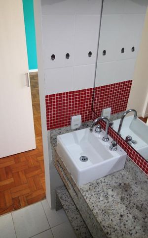 Apartamento para alugar com 66m², 2 quartos e 1 vagaBanheiro 