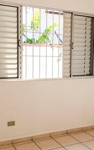 Casa à venda com 149m², 5 quartos e 1 vagaQuarto 2